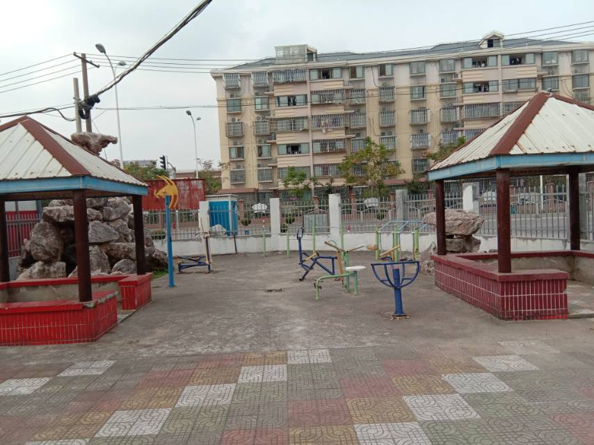 軍民村一組黃家宅105號健身路徑