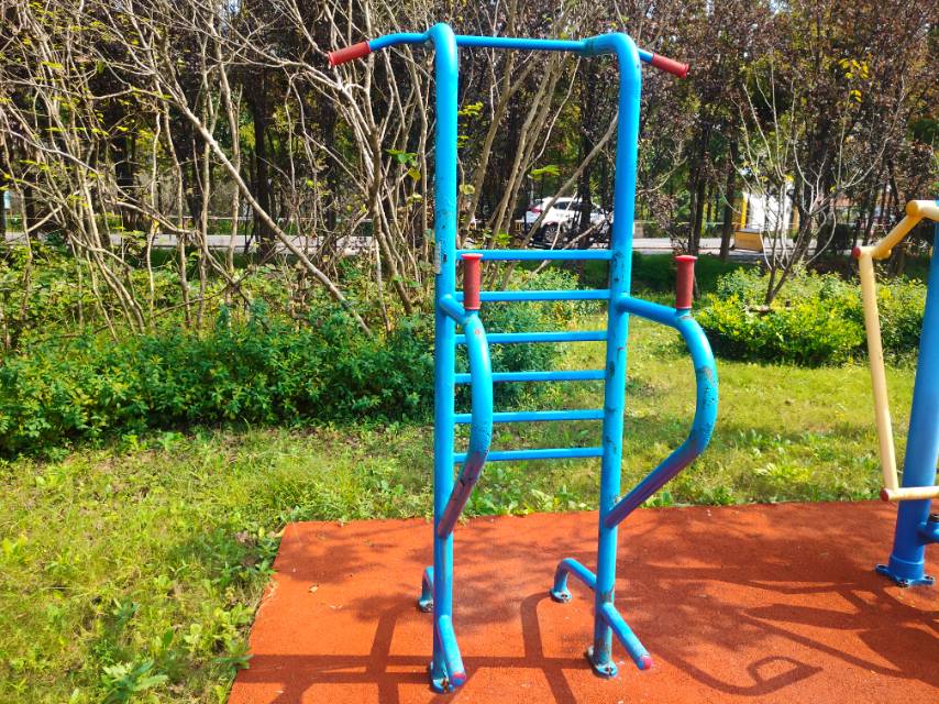 多功能訓(xùn)練器