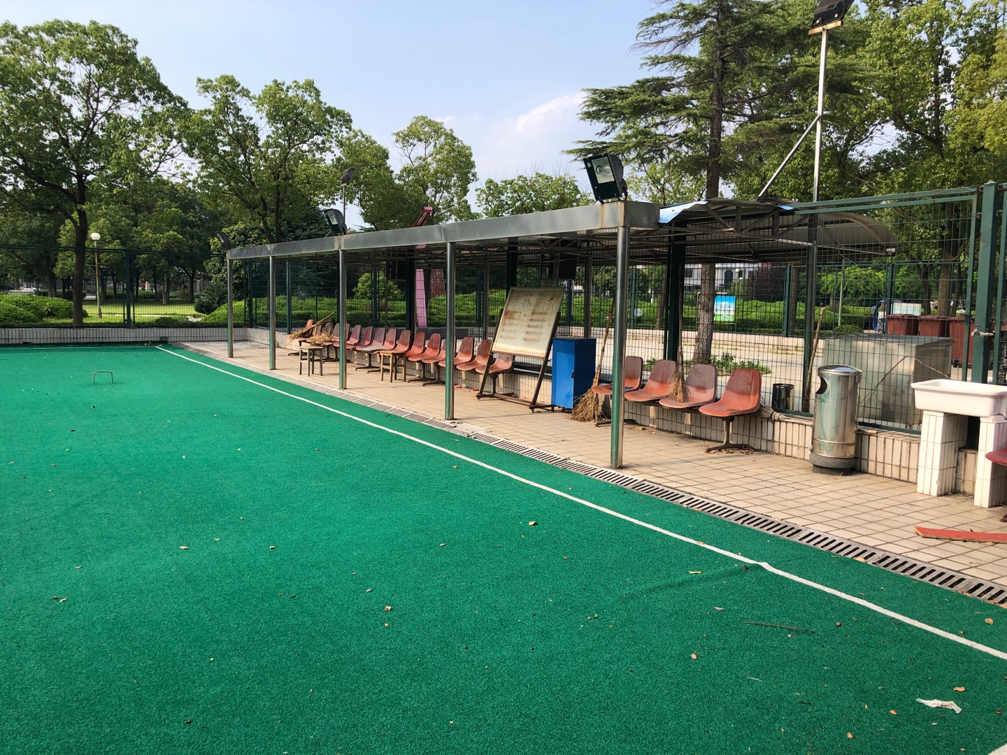 馬橋鎮(zhèn)裕豐小區(qū)門(mén)球場(chǎng)