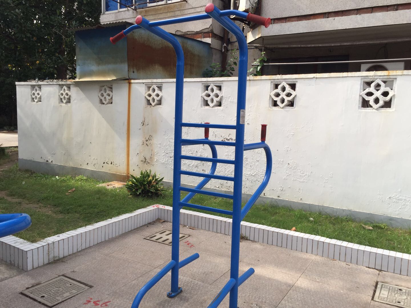 多功能訓(xùn)練器