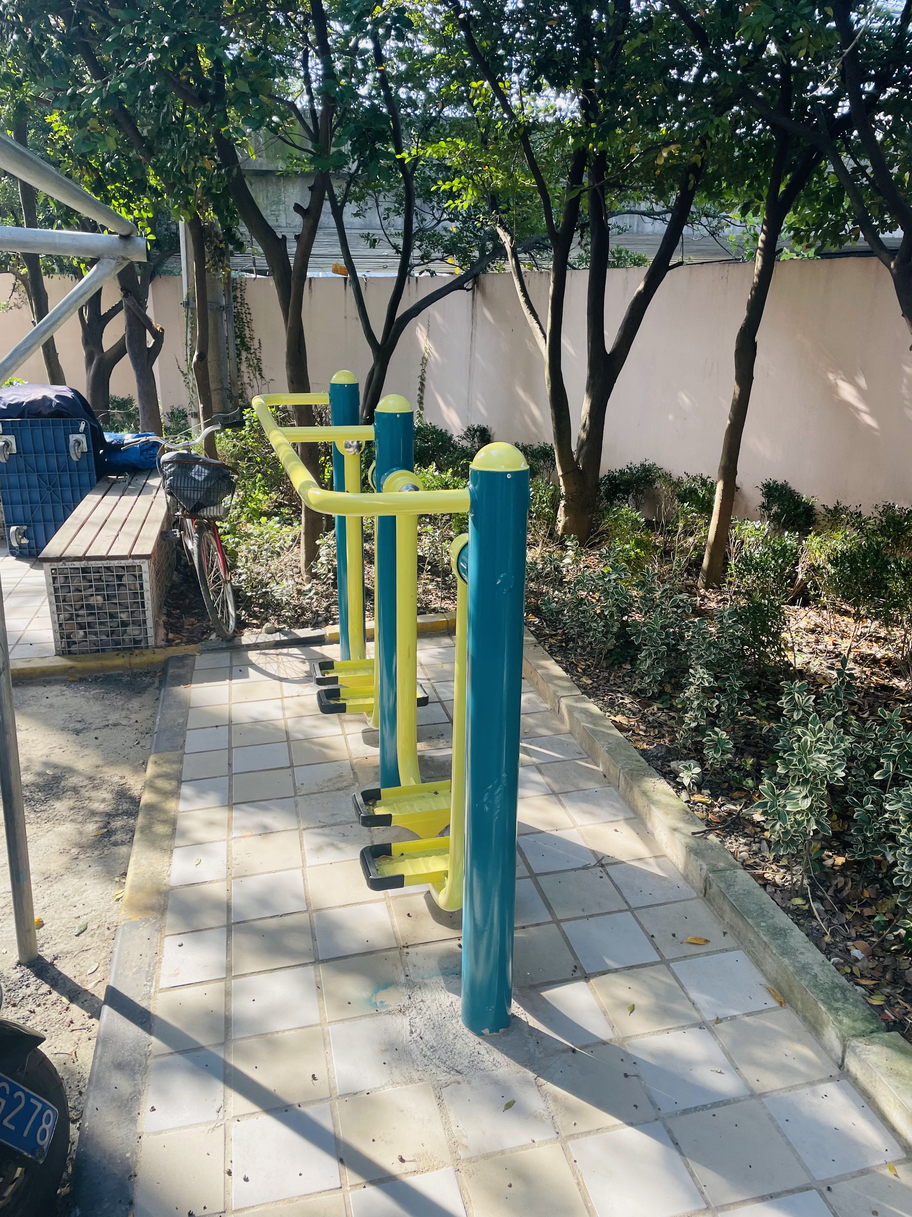 二位智能太空漫步機