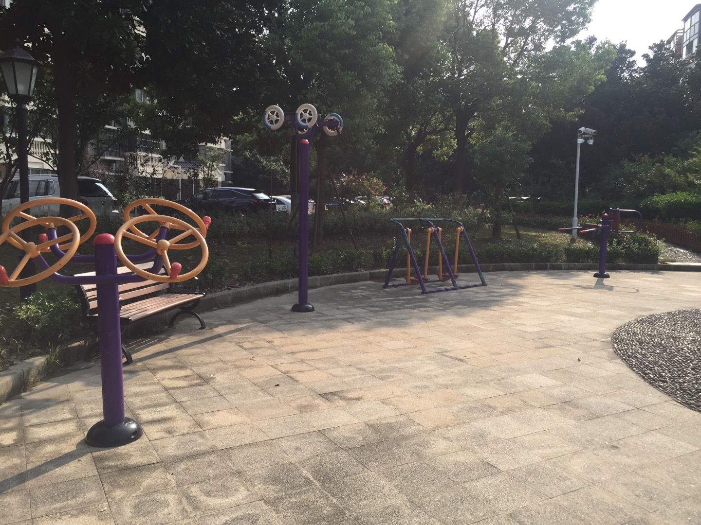 西郊河畔中心綠地健身點(diǎn)