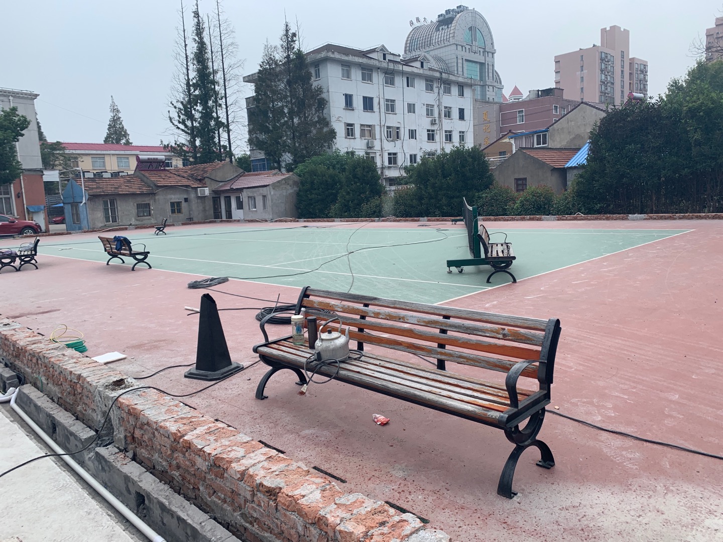 公共運(yùn)動(dòng)場(chǎng)