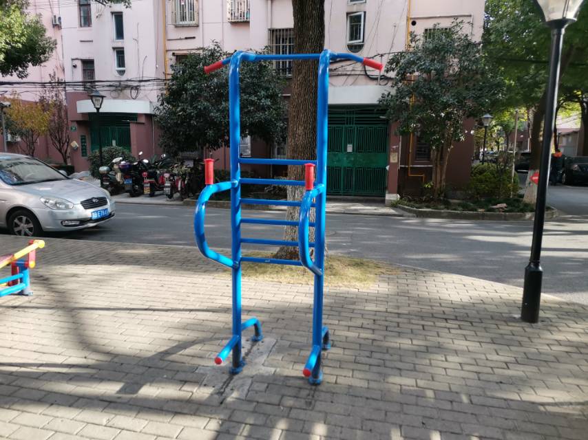 多功能訓(xùn)練器