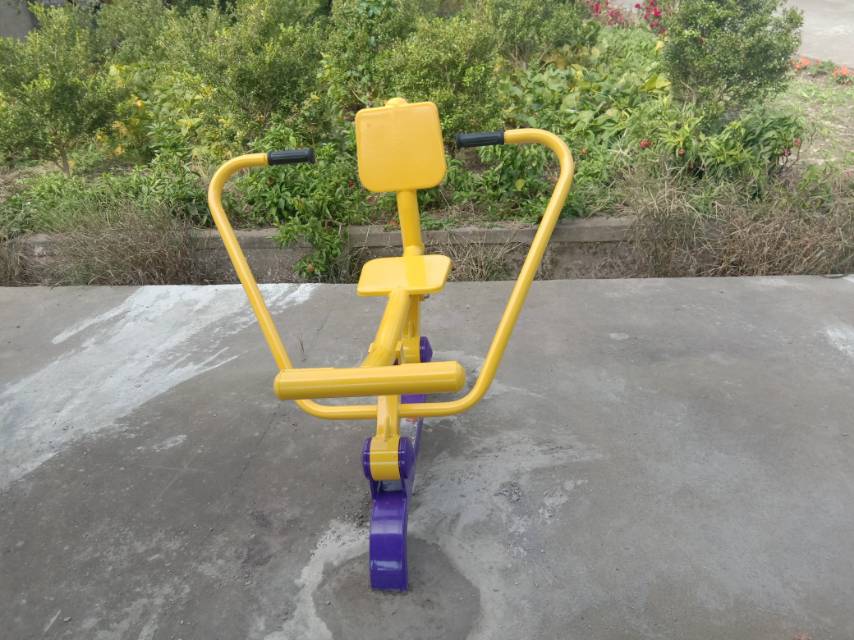 自重式平推訓(xùn)練器