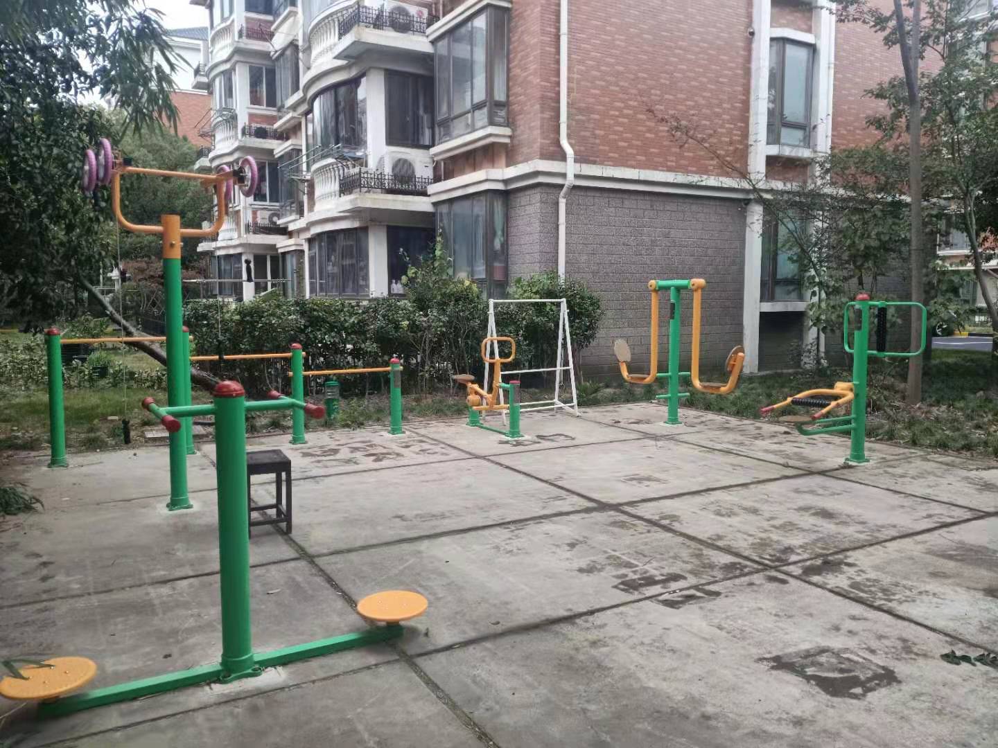 上虹居委三街坊健身點(diǎn)