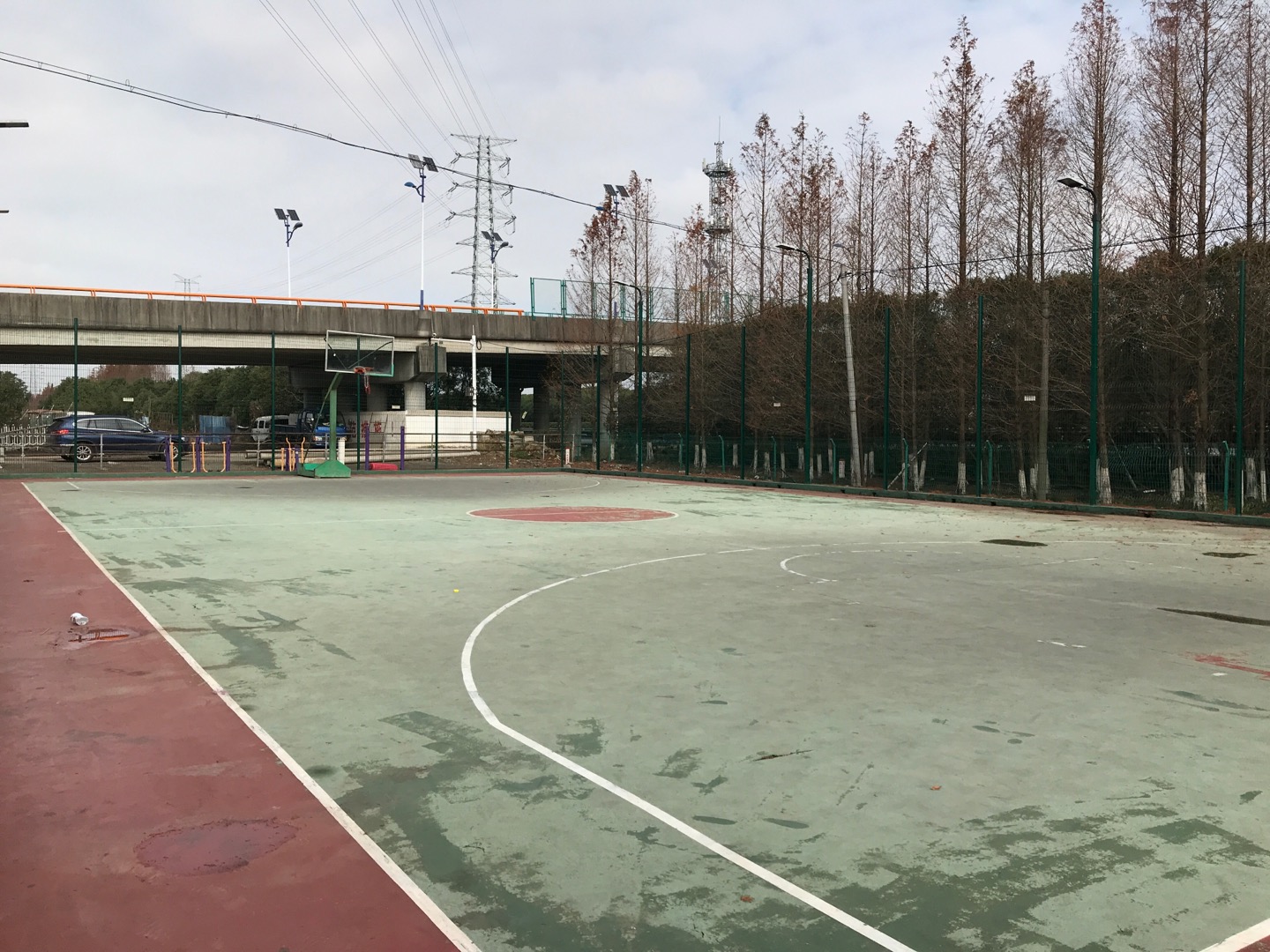 金山衛(wèi)鎮(zhèn)錢圩社區(qū)公共運動場