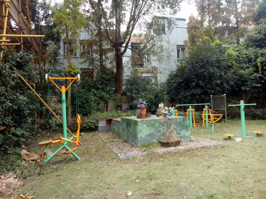 安福居委健身點(diǎn)（2）