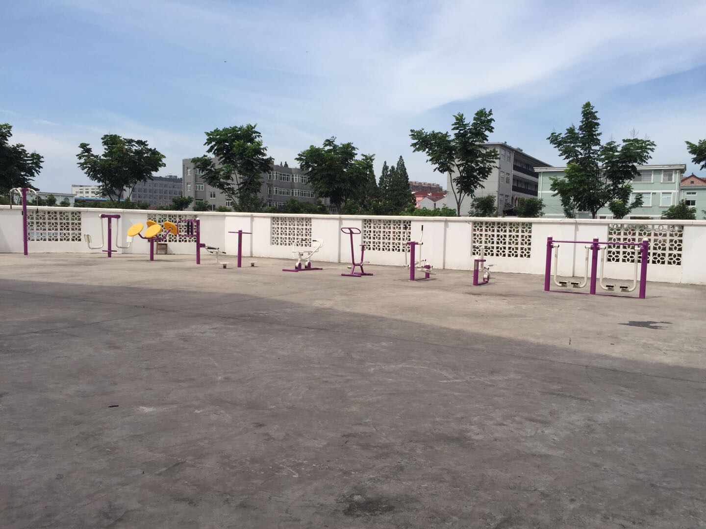 華漕村西街健身點(diǎn)