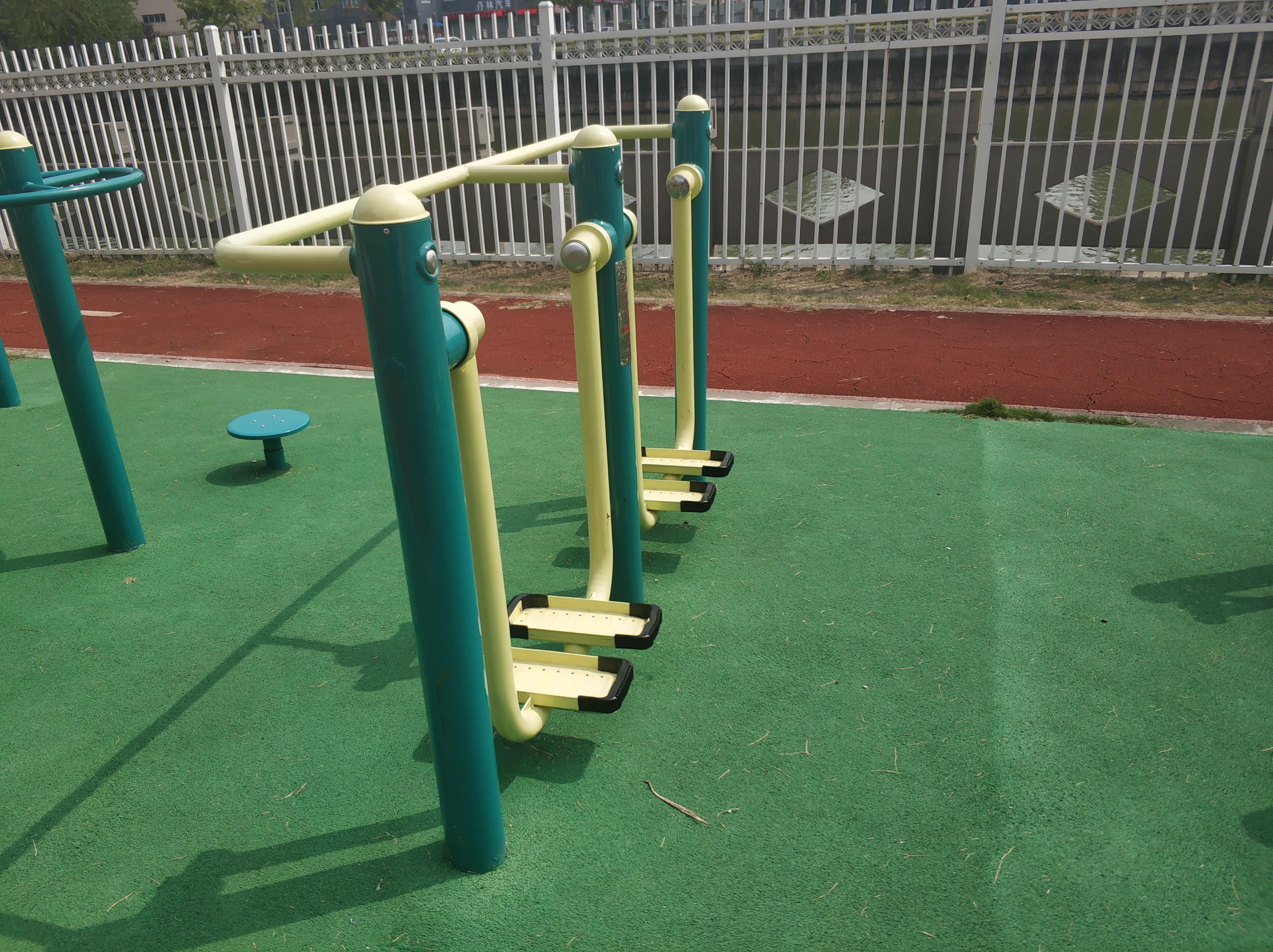 雙位太空漫步機(jī)