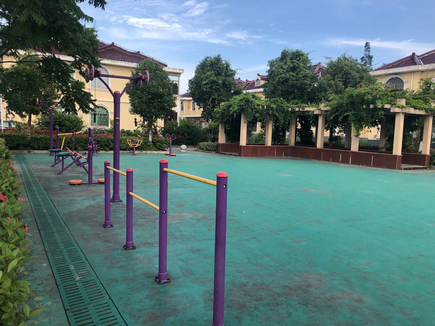 東風(fēng)村市民益智健身苑點(diǎn)