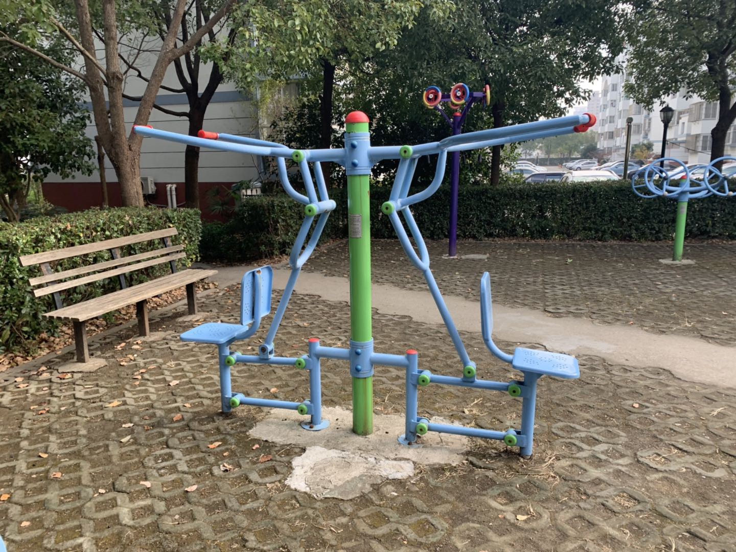 雙人坐推訓(xùn)練器