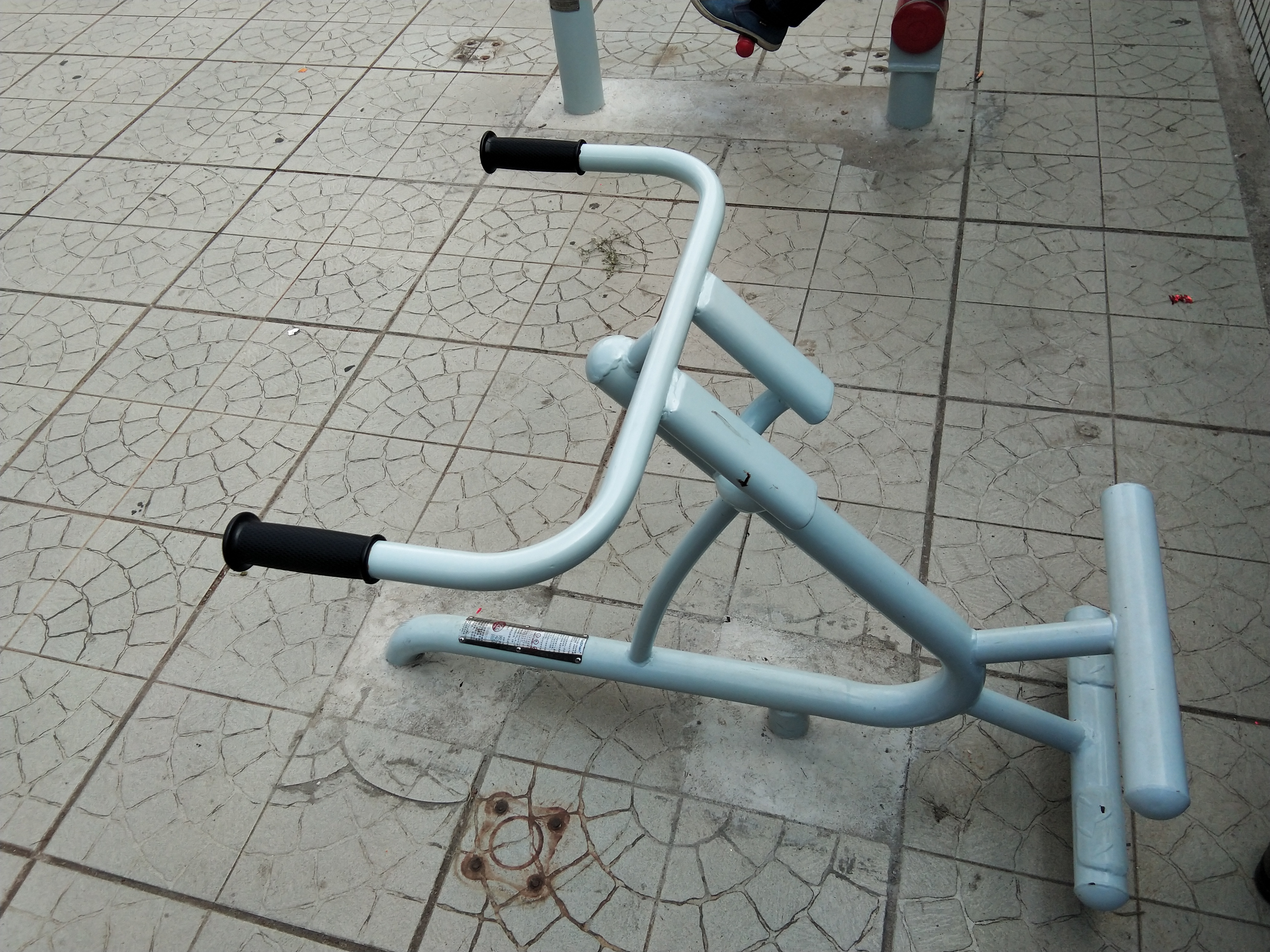 腹背訓(xùn)練器