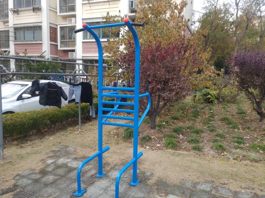 多功能訓(xùn)練器