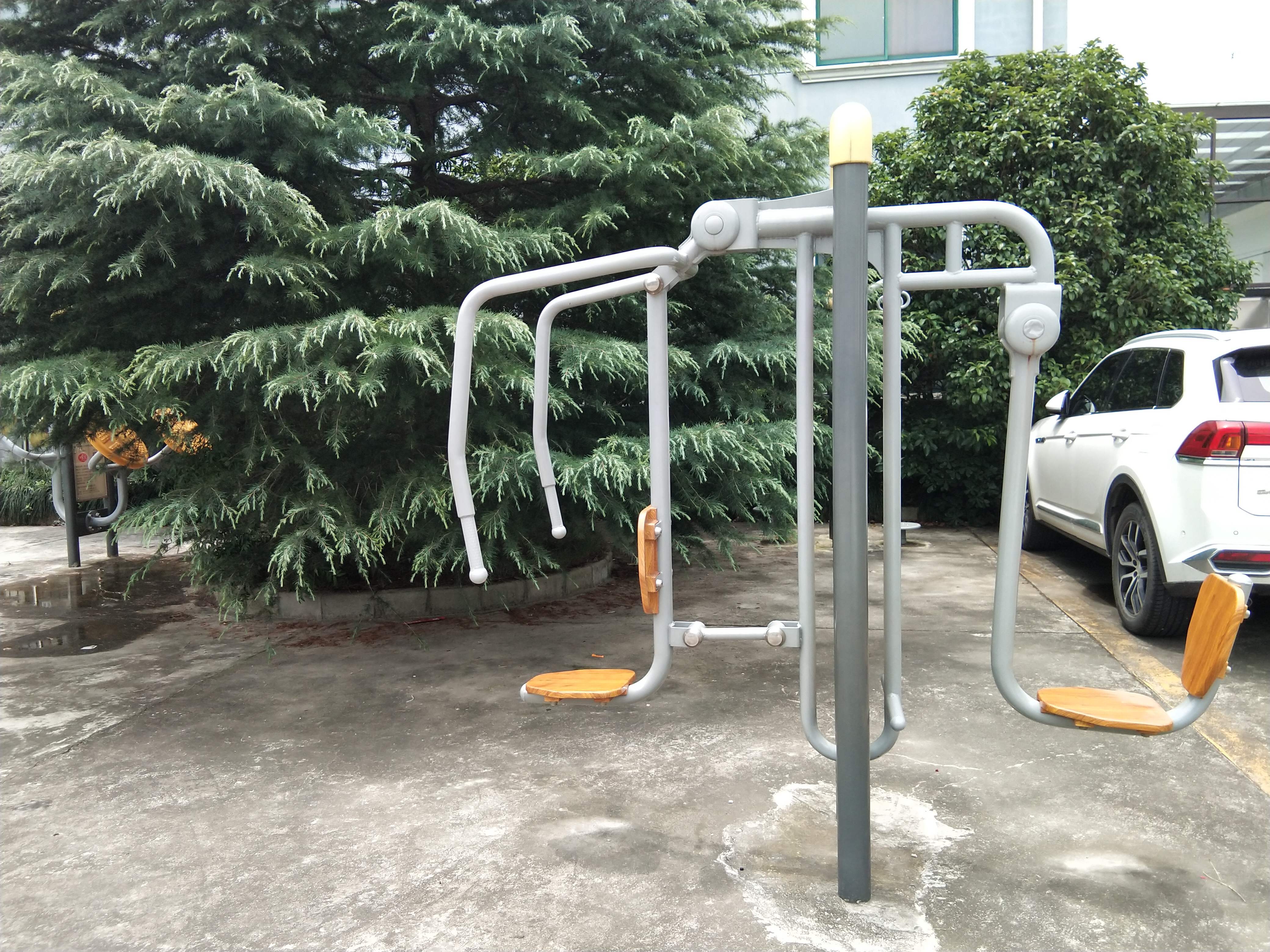 上下肢訓(xùn)練器