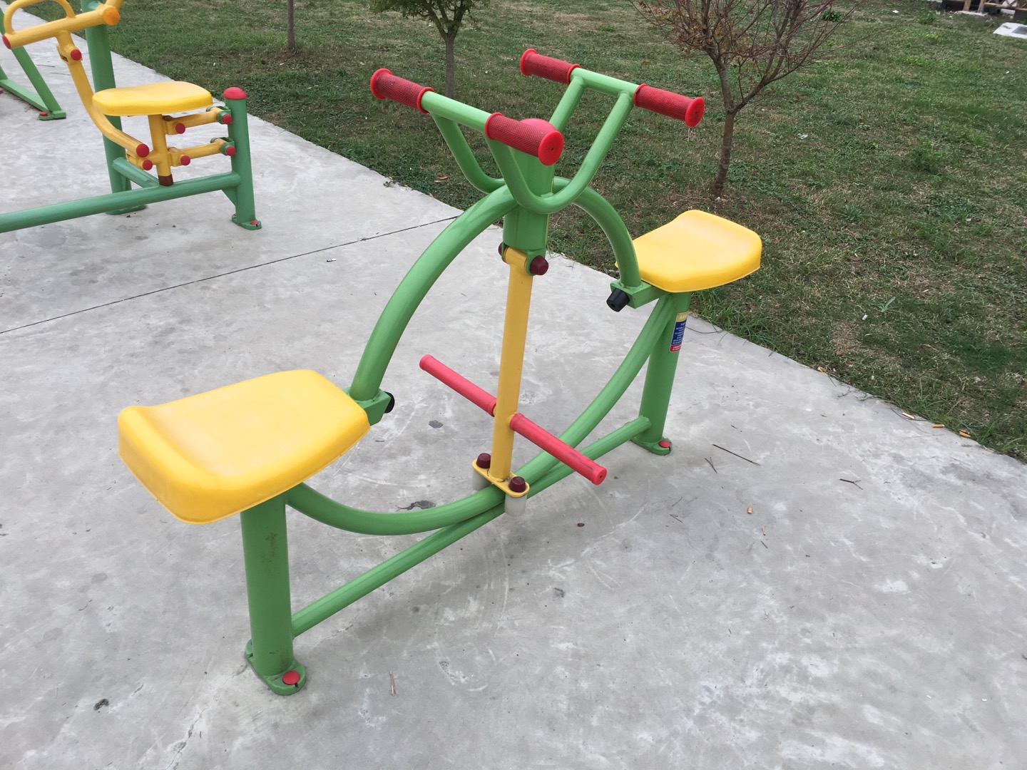 下肢康復(fù)器