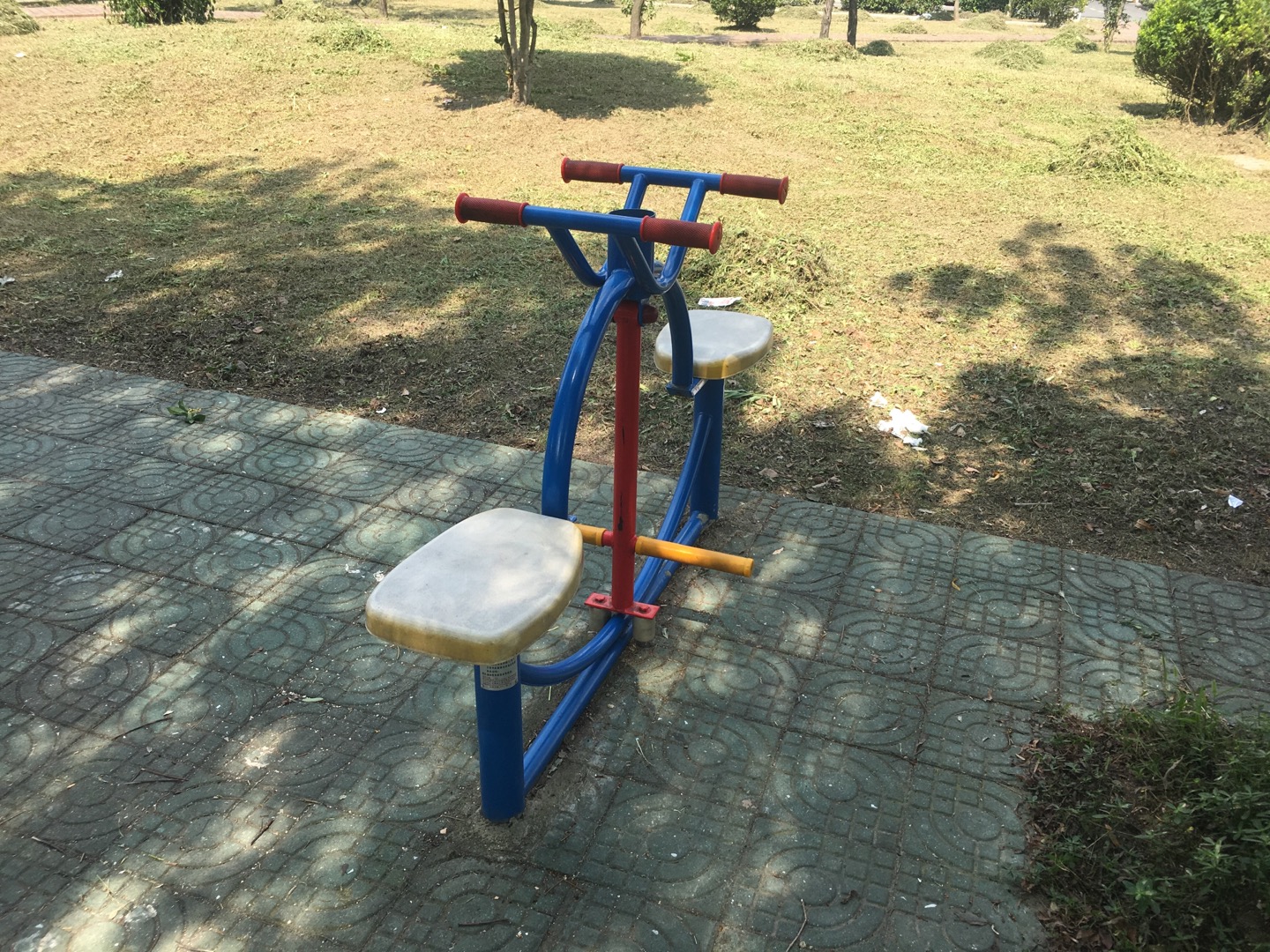 下肢康復(fù)器