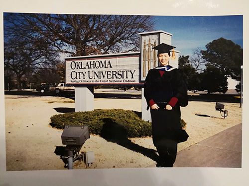 運(yùn)動(dòng)場(chǎng)