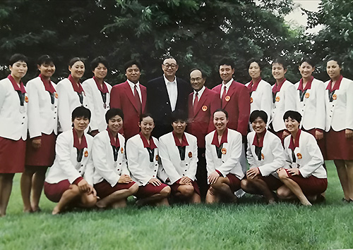 運(yùn)動(dòng)場(chǎng)