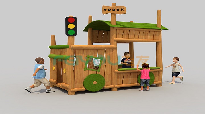 木質拓展設備使用防腐木更加經(jīng)久耐用