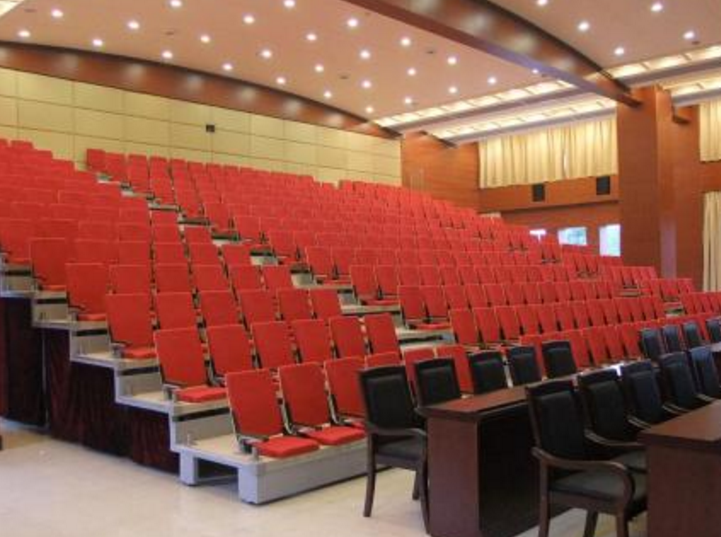 運(yùn)動(dòng)場(chǎng)看臺(tái)