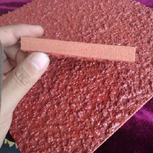 塑膠跑道，塑膠跑道材料生產(chǎn)廠家-湖南優(yōu)冠體育材料有限公司，塑膠跑道材料，塑膠球場材料，人造草坪，硅pu